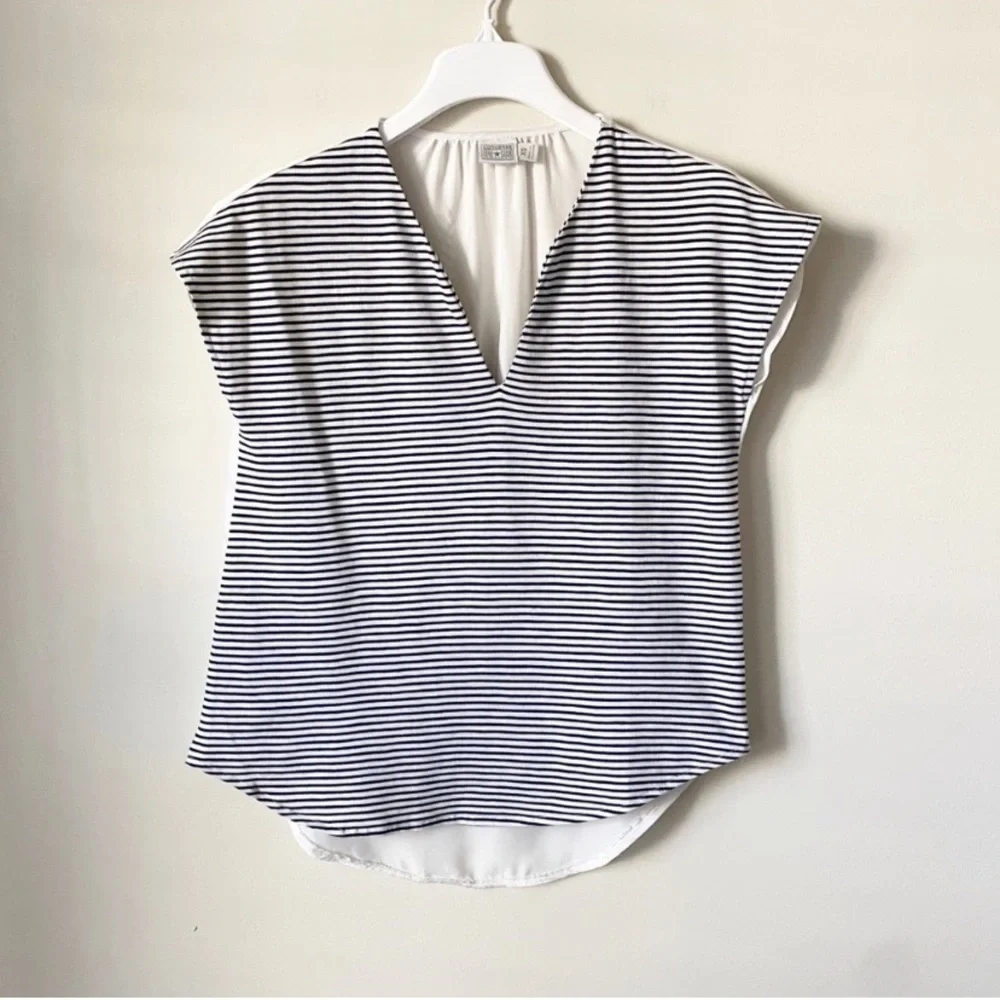 Converse Striped Split Collar Blouse Size XS - Picture 2 of 7